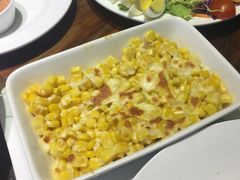 -意国小镇披萨牛排餐厅(新玛特店)