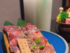 -山川小町·极番烧肉(新地假日广场店)