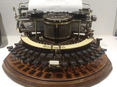 -陆汉斌打字机博物馆