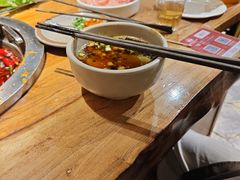 -城墙拐拐火锅(三峡广场黑金冠店)