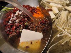 -沸炉重庆老火锅(军事博物馆店)