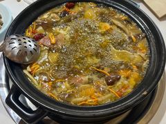 -野菌王•养生汤锅•野生菌火锅(大理漾濞路店)