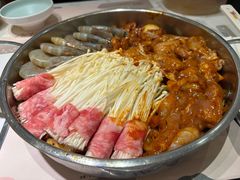 -黄记煌三汁焖锅(新佳丽江汉路店)