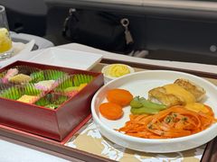 -东方航空(虹桥路店)
