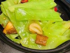 青笋煲-马仕玖煲·融合菜·酥不腻烤鸭(人大店)