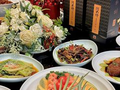 -闫府私房菜·百年鲁菜(恒隆店)