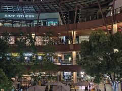 -瑞虹新天地月亮湾