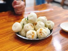 肉包-红帽叔叔包子