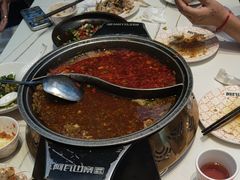 -阿瓦山寨·湘菜现炒·剁椒鱼头王(咸阳总店)