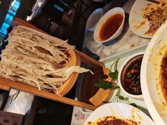 藤椒草原脆毛肚-蔴将·川菜(黄龙万科店)