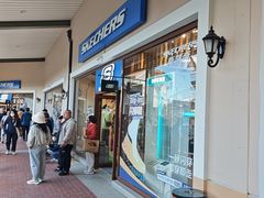-斯凯奇(八达岭奥特莱斯店)