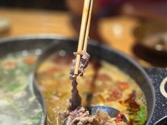 -苗阿哥酸汤牛肉火锅(体育场店)