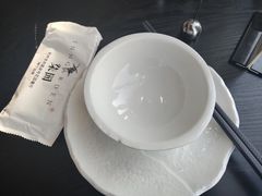 餐具摆设-柒园·三十年创意杭帮菜(龙湖滨江天街店)