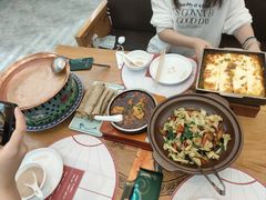 -哈啾嗨·蒙文化主题餐厅(京汉新城店)