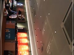 -星巴克臻选(上海中环广场2F店)