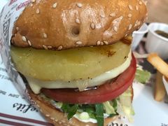 -The Habit Burger Grill 哈比特汉堡(复兴soho店)