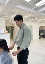 -Hello Lady发型设计