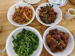 -笨罗卜浏阳菜馆(富家湾小区店)
