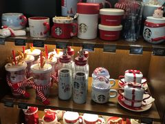 零售区-星巴克(广州动漫星城东区店)