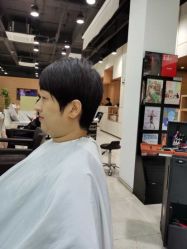 -CARR SALON