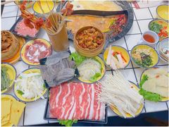 -卤校长重庆火锅(恒隆广场店)