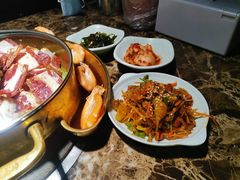 -猪啊牛呀羊啊铜盘烤肉(正大广场店)