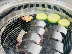 -围炉肉舍丹东海鲜烤肉·烤活鳗(步行街店)