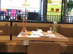 大堂-山城外·非遗酸菜鱼(蜀都万达店)