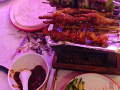 -海盗船. 龙虾烧烤. 酒馆