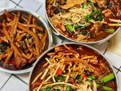 -叶梓美食店