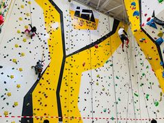 -问山MountQuest攀岩馆