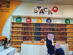 -m豆巧克力世界(上海世茂广场店)