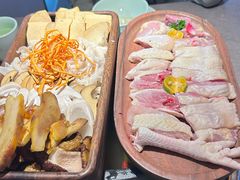 -野·大山里土鸡火锅(万科里店)