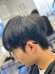 -镁连社·美联社
