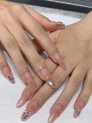 -艾珂·美甲美睫