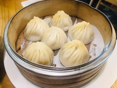 咸蛋肉松云酥包-蒲石小点(愚园路店)