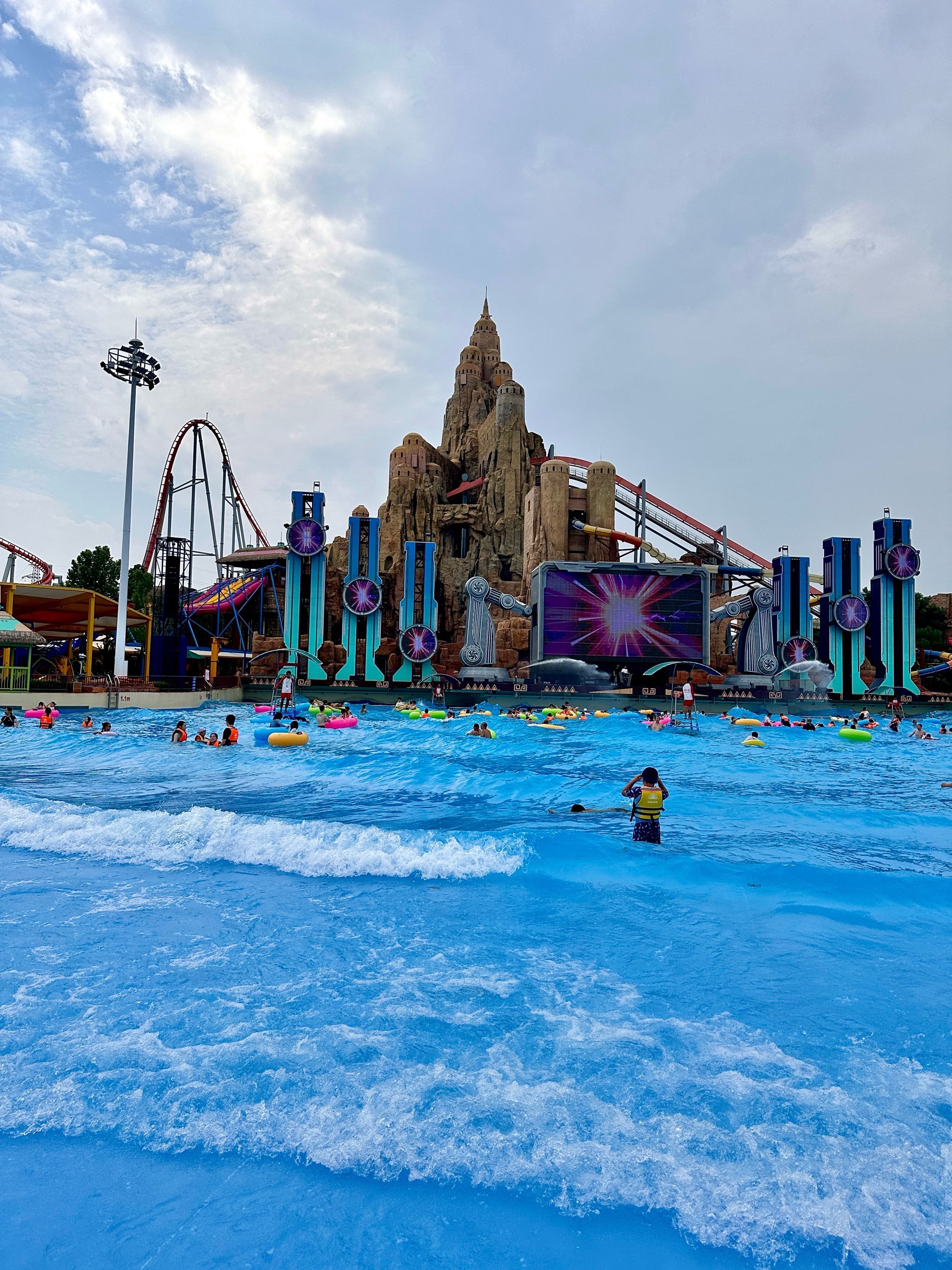 夏日避暑☀️北京玛雅海滩水公园攻略!