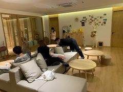 -猫腻·猫咖·撸猫馆(星光大道店)