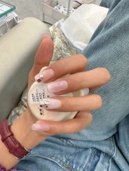 -七彩虹美甲美睫 半永久
