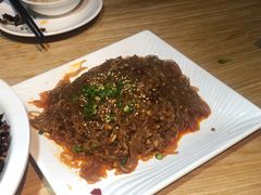 蚂蚁上树-三猫黑鱼花(南大店)