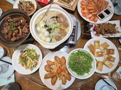 -黄泥岗·地道湖北菜(奥特莱斯店)