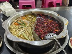 -储奇门鳝鱼火锅(总店)