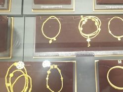 -周大福CHOW TAI FOOK(南翔老街店)