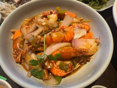 -大头虾越式风味餐厅(光明广场店)