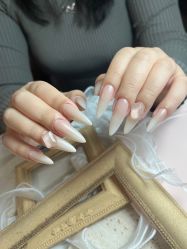 -AKIRA 安久日式美甲美睫