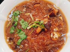 -洪姐川菜东北菜铁锅炖(天生丽街店)