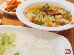 -南城香·饭香串香馄饨香(青年路店)