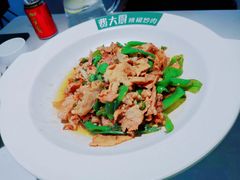 -费大厨辣椒炒肉(黄兴中心广场店)