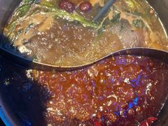 -唯爱KTV聚会餐厅(仙林东城汇店)