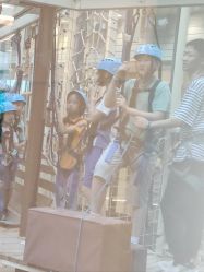 -PIPIKINGDOM皮皮王国欢乐号(欢乐海岸购物中心店)